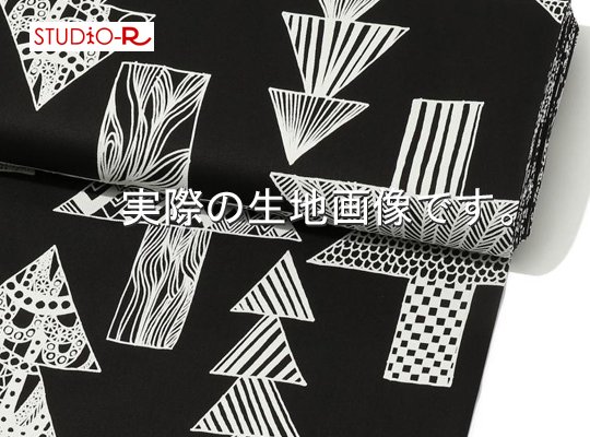 数量限定入荷！Marimekko/マリメッコKUUSIKOSSA(BLK)・クーシコッサ