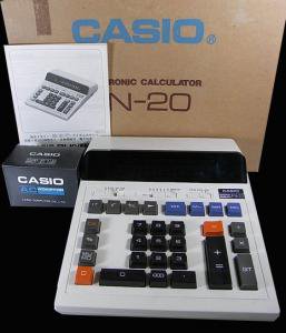 完売□ レトロデザイン CASIO オフィス電卓 計算機 ＦＮ-20 - - レトロ雑貨家具 REAREA（レアレア） ――― デザイン昭和レトロモダン アンティーク 雑貨・家具屋・キッチン・家電