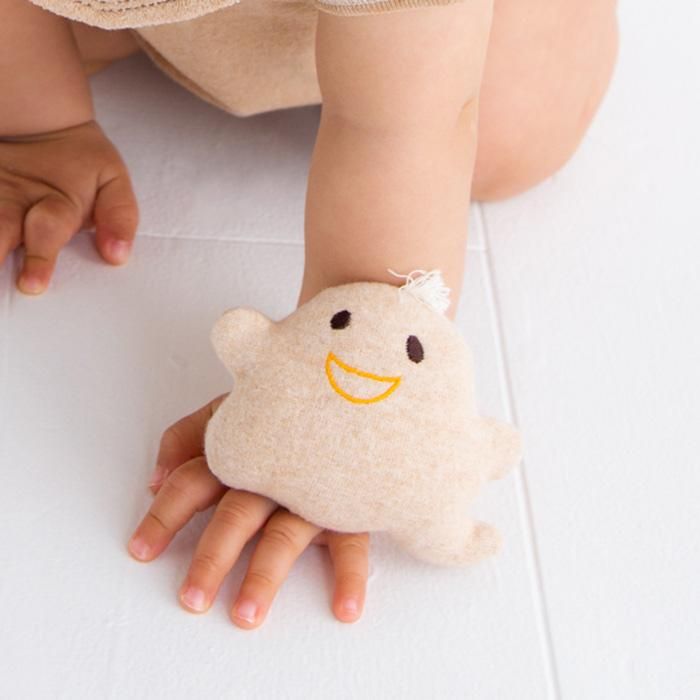 美品  かわいいおばけのリストガラガラ│ ポプキンズベビー ベビートイ