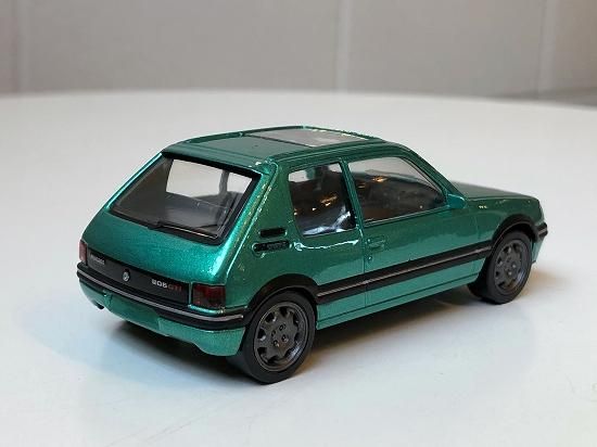 新品 1/43 ノレブ プジョー 205 GTI グリフェ 1990年 グリーン 新品 1/43 ノレブ プジョー 205 GTI グリフェ 1990年 グリーン 1