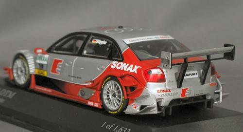 アウディ A4 DTM 2005 レッドメタリック 1/43 - Nゲージ:ジオラマ