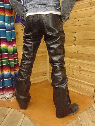 バンソン] PT17 レザーパンツ ・ブーツカット：黒/牛革 ～裾広がりの