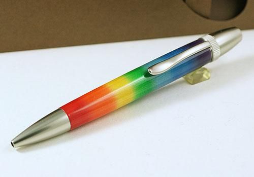 レインボーサンバースト 天然木 ポリカーボネイト仕上げ 木曾檜ボールペン ジェットストリーム芯仕様 パーカー Parker 等 アンティーク万年筆 アンティーク文具 販売 商芸文具 レインボーサンバースト 天然木 ポリカーボネイト仕上げ 木曾檜ボールペン ジェットストリーム芯仕様 パーカー Parker 等 アンティーク万年筆 アンティーク文具 販売 商芸文具