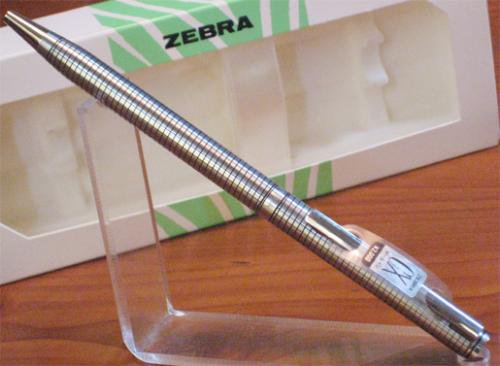 Zebra ゼブラ ｃｘボールペン回転繰出し式 チェック柄 パーカー Parker 等 アンティーク万年筆 アンティーク文具 販売 商芸文具