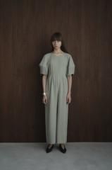 <img class='new_mark_img1' src='https://img.shop-pro.jp/img/new/icons1.gif' style='border:none;display:inline;margin:0px;padding:0px;width:auto;' />CLANE LANTERN SLEEVE ALL IN ONE