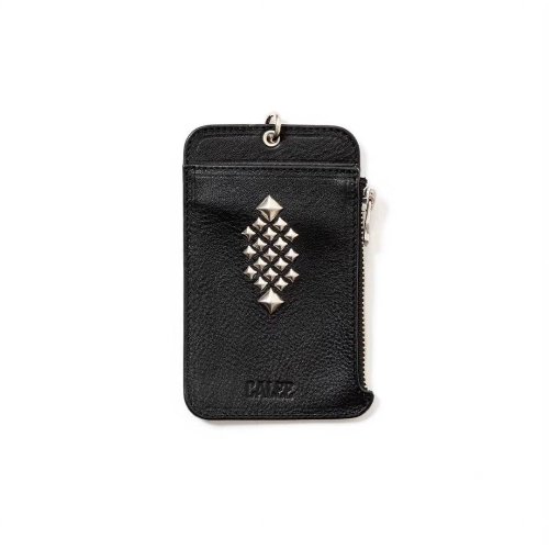 <img class='new_mark_img1' src='https://img.shop-pro.jp/img/new/icons15.gif' style='border:none;display:inline;margin:0px;padding:0px;width:auto;' />CALEEキャリー 「STUDS LEATHER MULTI POUCH ＜REGULAR＞」