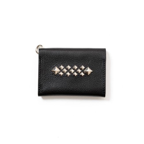 <img class='new_mark_img1' src='https://img.shop-pro.jp/img/new/icons15.gif' style='border:none;display:inline;margin:0px;padding:0px;width:auto;' />CALEE꡼ STUDS LEATHER MULTI CASE WALLET