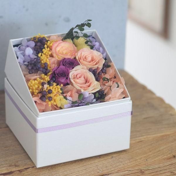 イエローオレンジのフラワーボックス｜プリザーブドフラワー