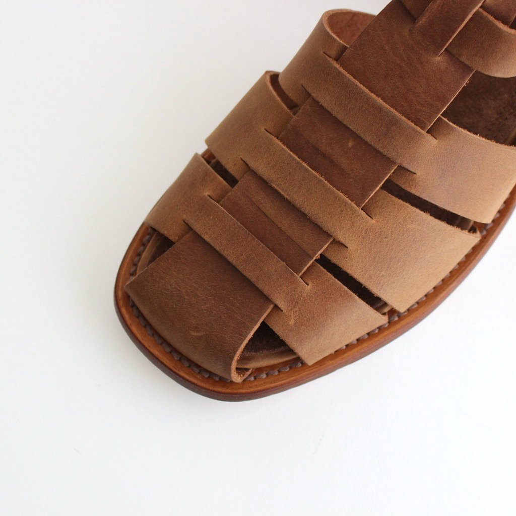 PHIGVEL GURKHA SANDAL ‐BROWN‐ フィグベル