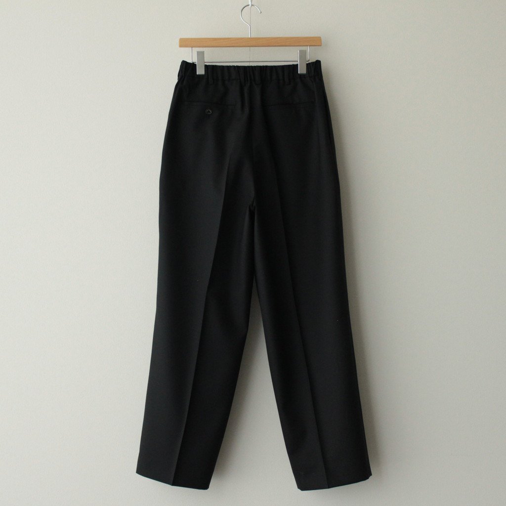 MARKAWARE / CLASSIC FIT TROUSERS BLACK