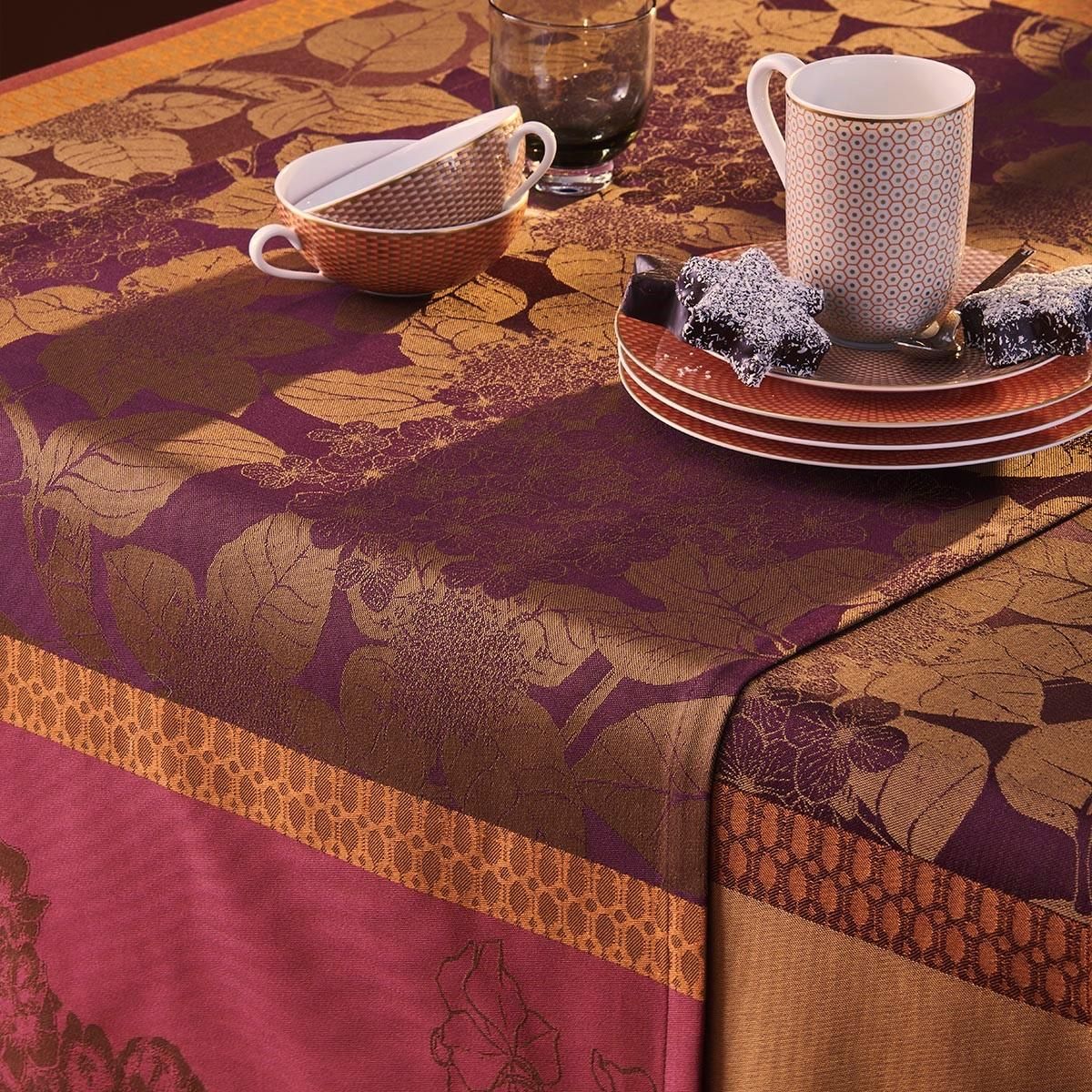 テーブルクロス】ゼラニウム ローズ 【ガルニエティエボー