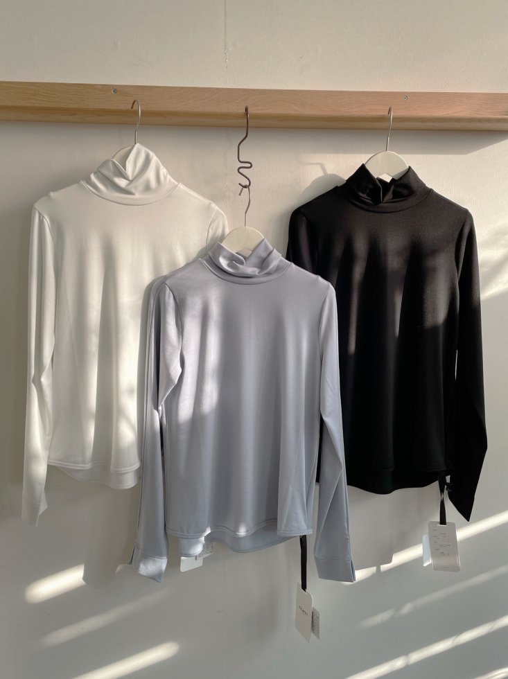 CEaRET / High-neck Warm Tops - OTHERS to COLORS OnLine Shop