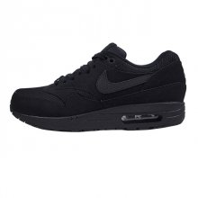 <img class='new_mark_img1' src='https://img.shop-pro.jp/img/new/icons50.gif' style='border:none;display:inline;margin:0px;padding:0px;width:auto;' />NIKE AIR MAX 1 ESSENTIAL BLACK/BLACK