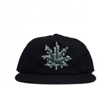 <img class='new_mark_img1' src='https://img.shop-pro.jp/img/new/icons50.gif' style='border:none;display:inline;margin:0px;padding:0px;width:auto;' />HUF CENSORED SNAPBACK CAP BLACK