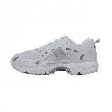 <img class='new_mark_img1' src='https://img.shop-pro.jp/img/new/icons50.gif' style='border:none;display:inline;margin:0px;padding:0px;width:auto;' />NEW BALANCE ML827 AAD WHITE