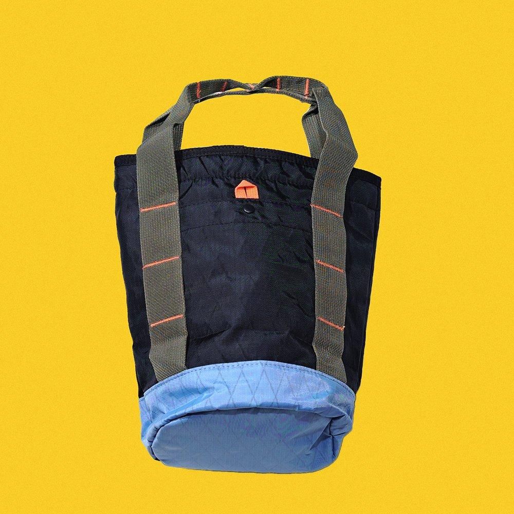 バッグ Brain dead EQUIPMENT CINCHED CHALK BAG Brain Dead Equipment Cinched Chalk Bag - Black