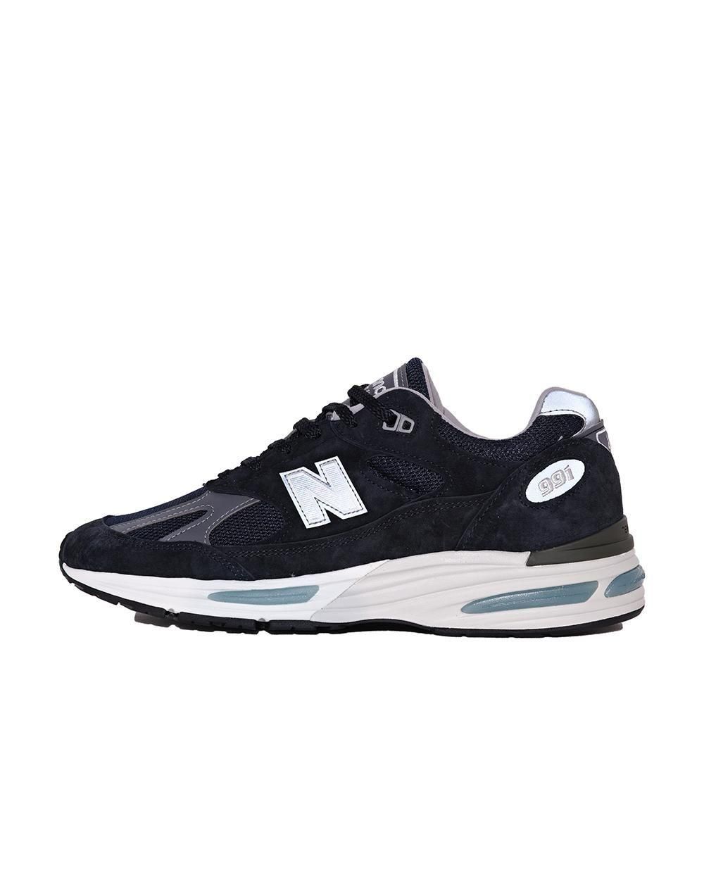 <img class='new_mark_img1' src='https://img.shop-pro.jp/img/new/icons1.gif' style='border:none;display:inline;margin:0px;padding:0px;width:auto;' />NEW BALANCE 991V2 MADE IN UK