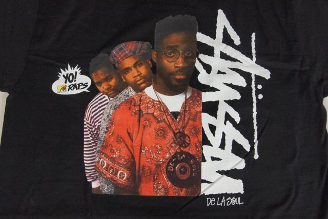 STUSSY x Yo! MTV Raps DE LA SOUL TEE BLACK - IMART ONLINE SHOP