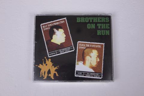 BROTHERS ON THE RUN CD版 4枚セット