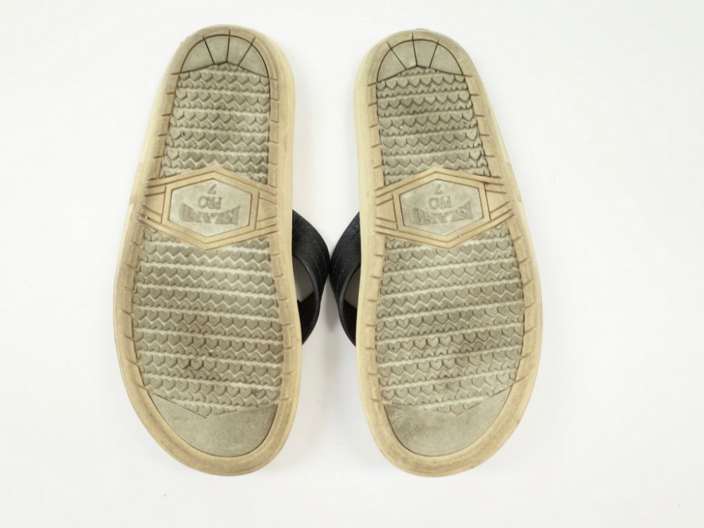 <img class='new_mark_img1' src='https://img.shop-pro.jp/img/new/icons20.gif' style='border:none;display:inline;margin:0px;padding:0px;width:auto;' />ISLANDSLIPPER 쥶 camo MADE IN HAWAII USED