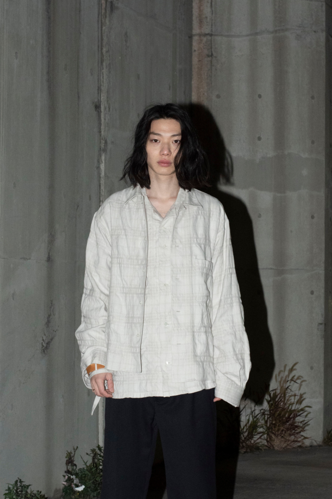 <img class='new_mark_img1' src='https://img.shop-pro.jp/img/new/icons20.gif' style='border:none;display:inline;margin:0px;padding:0px;width:auto;' />THEE ꥺ  CR-SH-03-B