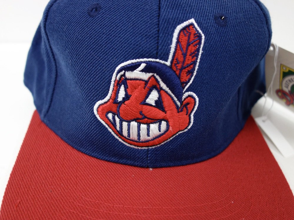 Vintage 90s Cleveland Indians New Era Diamond Collection MLB Fitted 