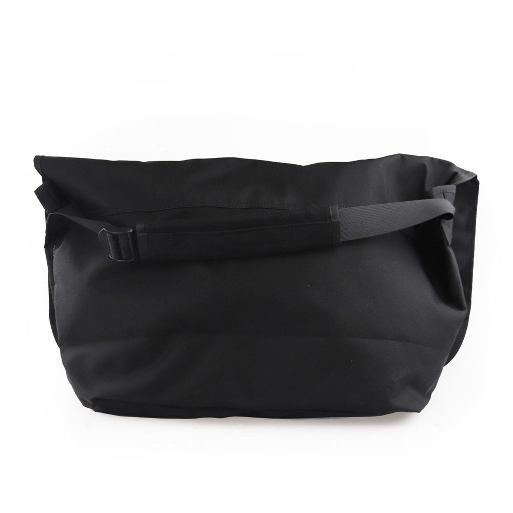 <img class='new_mark_img1' src='https://img.shop-pro.jp/img/new/icons15.gif' style='border:none;display:inline;margin:0px;padding:0px;width:auto;' />PACKING Messenger BAG black