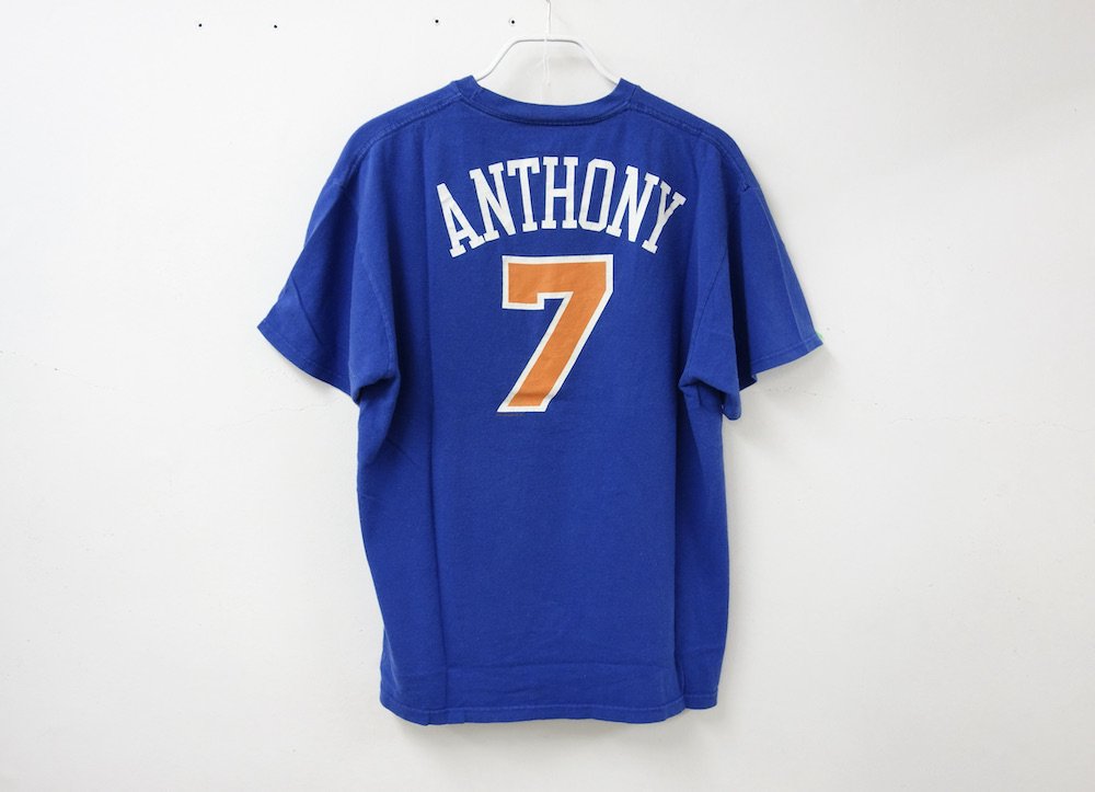 <img class='new_mark_img1' src='https://img.shop-pro.jp/img/new/icons20.gif' style='border:none;display:inline;margin:0px;padding:0px;width:auto;' />Majestic New York Knicks Tシャツ USED