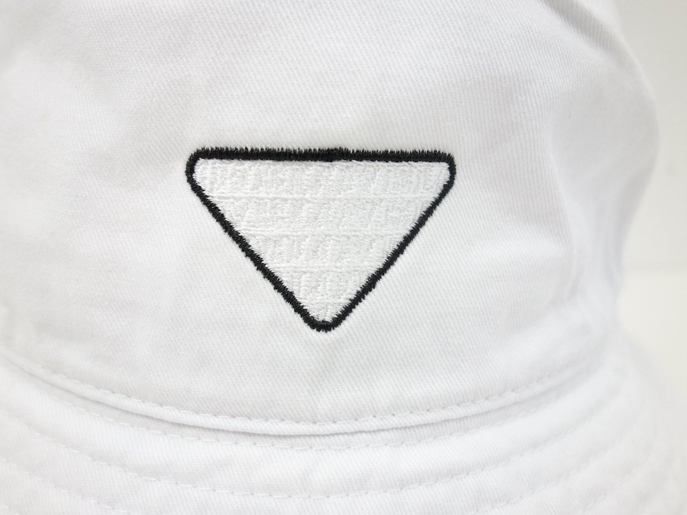 INS by SEW UP  LOVE   BUCKET HAT