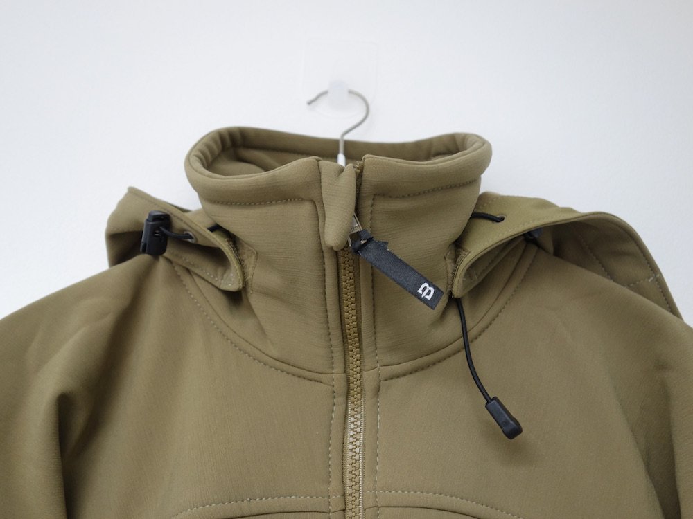 <img class='new_mark_img1' src='https://img.shop-pro.jp/img/new/icons15.gif' style='border:none;display:inline;margin:0px;padding:0px;width:auto;' />BEYOND CLOTHING PCU L5 Cold Fusion Softshell Jacket DEAD STOCK