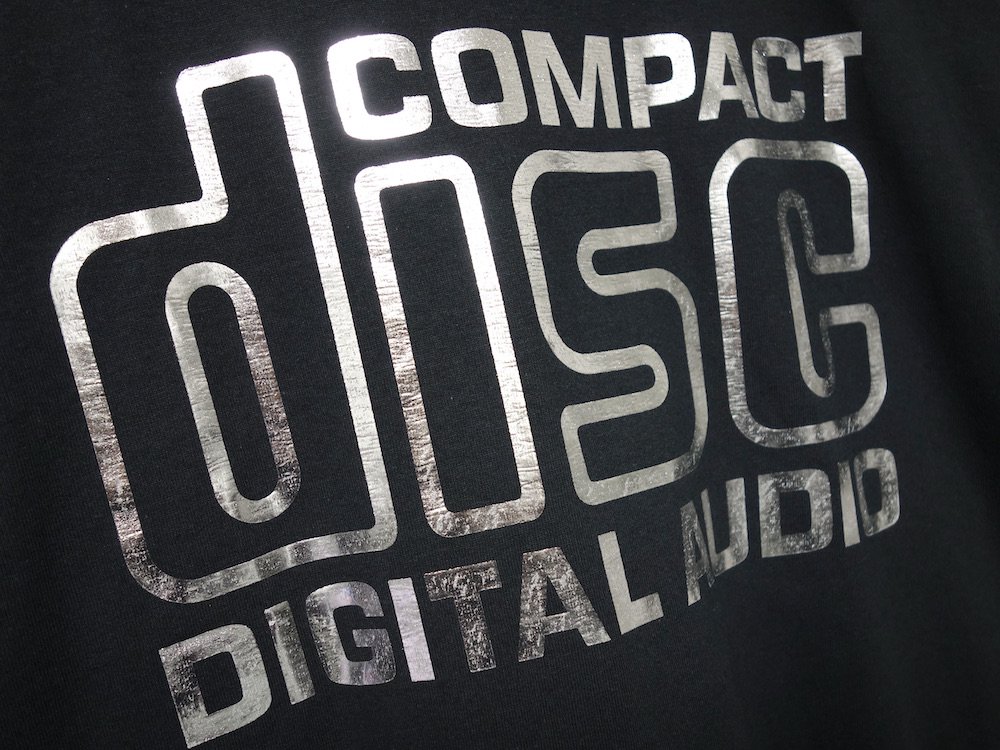 海外限定  オフィシャル Compact Disc Digital Audio  Tシャツ