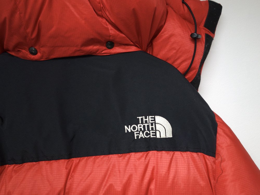 <img class='new_mark_img1' src='https://img.shop-pro.jp/img/new/icons15.gif' style='border:none;display:inline;margin:0px;padding:0px;width:auto;' />Vintage THE NORTH FACE ノースフェイス ヌプシサミット ダウンジャケット red USED