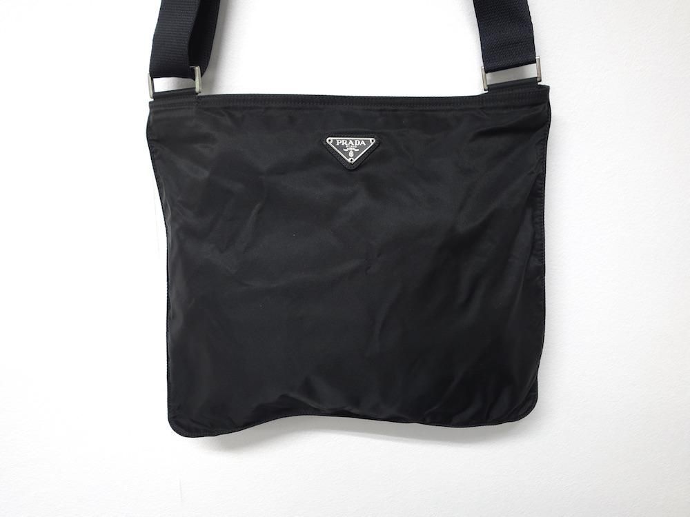 <img class='new_mark_img1' src='https://img.shop-pro.jp/img/new/icons15.gif' style='border:none;display:inline;margin:0px;padding:0px;width:auto;' />PRADA ץ   ʥ ߥ˥Хå ꥢ USED