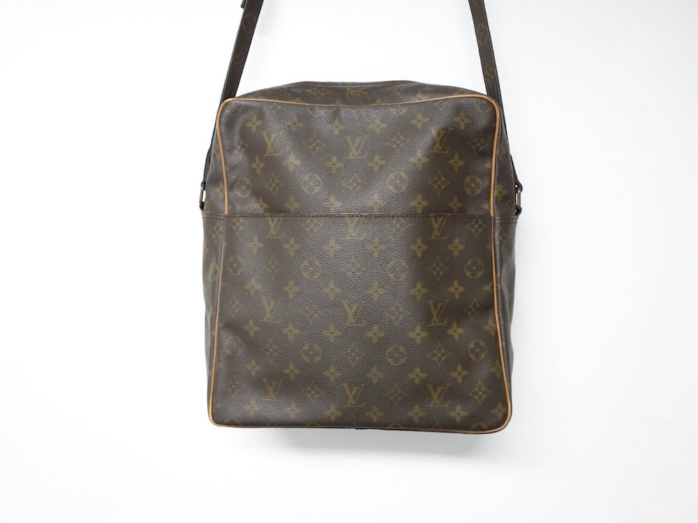 <img class='new_mark_img1' src='https://img.shop-pro.jp/img/new/icons15.gif' style='border:none;display:inline;margin:0px;padding:0px;width:auto;' />LOUIS VUITTON ルイヴィトン モノグラム マルソー ショルダーバッグ USED
