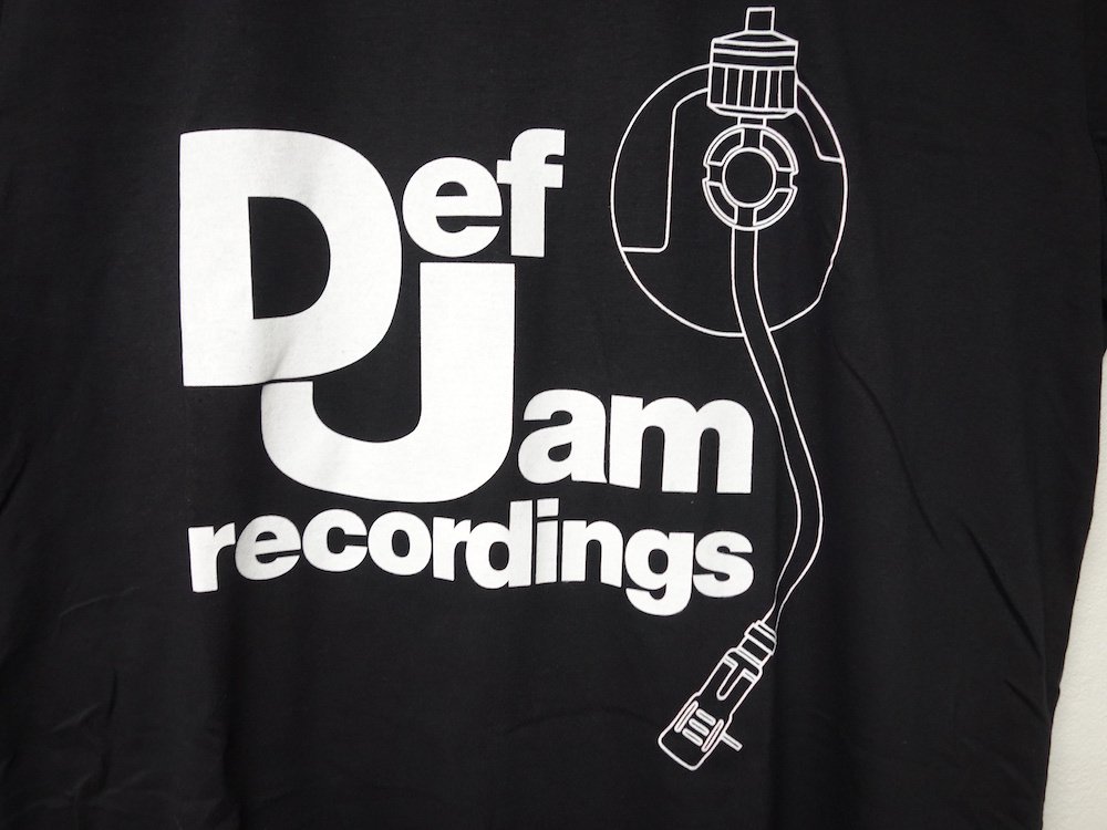   ե  Def Jam Recordings  T black