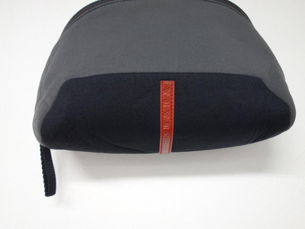 <img class='new_mark_img1' src='https://img.shop-pro.jp/img/new/icons15.gif' style='border:none;display:inline;margin:0px;padding:0px;width:auto;' />PRADA ץ  ߥ˥ϥɥХå ꥢ USED