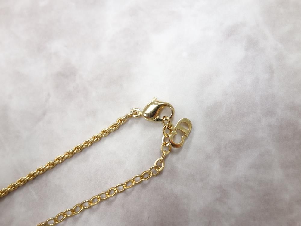 <img class='new_mark_img1' src='https://img.shop-pro.jp/img/new/icons15.gif' style='border:none;display:inline;margin:0px;padding:0px;width:auto;' />Vintage Christian Dior ꥹǥ ܥȥ ͥå쥹 USED