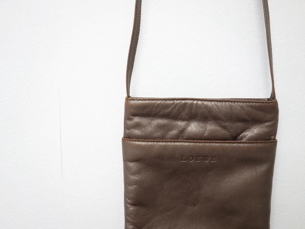 <img class='new_mark_img1' src='https://img.shop-pro.jp/img/new/icons15.gif' style='border:none;display:inline;margin:0px;padding:0px;width:auto;' />LOEWE   쥶 ߥ˥Хå  USED 