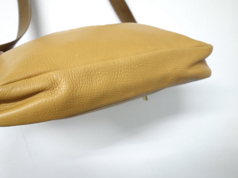 <img class='new_mark_img1' src='https://img.shop-pro.jp/img/new/icons15.gif' style='border:none;display:inline;margin:0px;padding:0px;width:auto;' />LOEWE   쥶 Хå  ڥ USED 