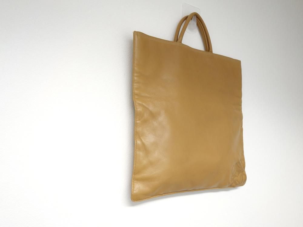 <img class='new_mark_img1' src='https://img.shop-pro.jp/img/new/icons15.gif' style='border:none;display:inline;margin:0px;padding:0px;width:auto;' />LOEWE   쥶 ϥɥХå  ڥ USED 