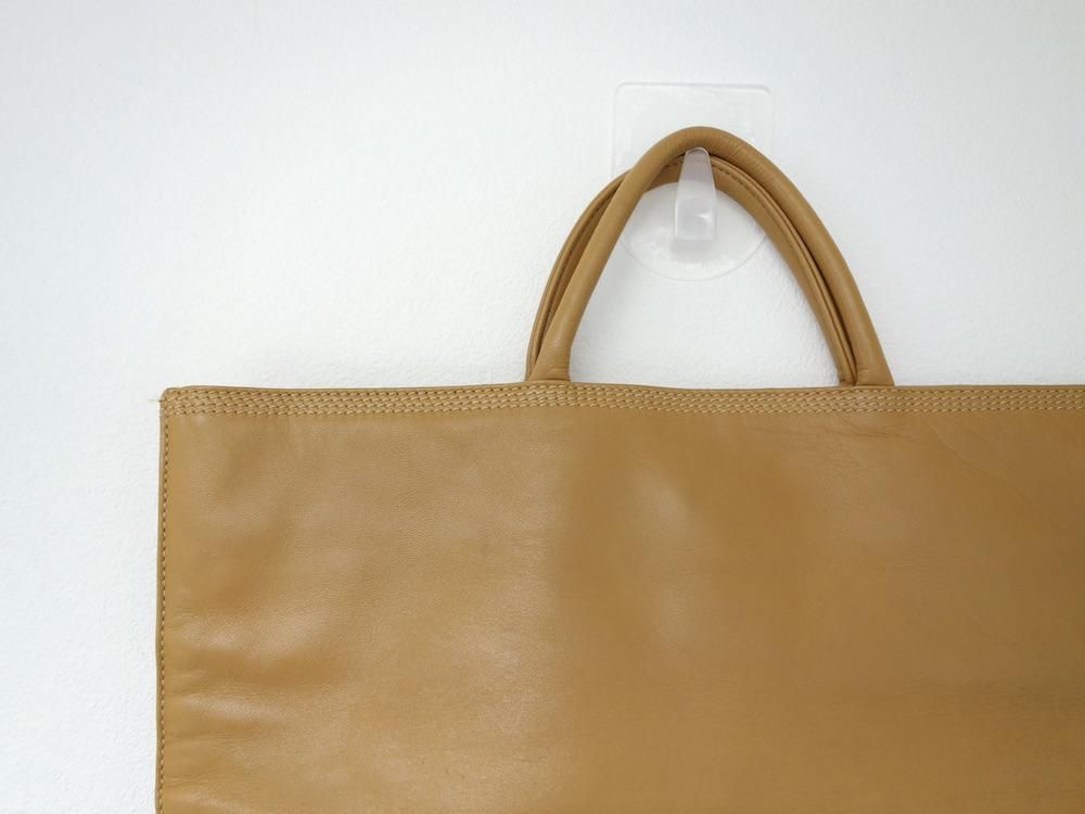 <img class='new_mark_img1' src='https://img.shop-pro.jp/img/new/icons15.gif' style='border:none;display:inline;margin:0px;padding:0px;width:auto;' />LOEWE   쥶 ϥɥХå  ڥ USED 