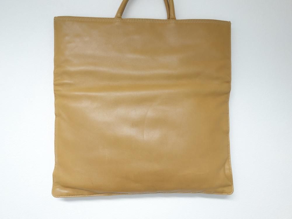 <img class='new_mark_img1' src='https://img.shop-pro.jp/img/new/icons15.gif' style='border:none;display:inline;margin:0px;padding:0px;width:auto;' />LOEWE   쥶 ϥɥХå  ڥ USED 