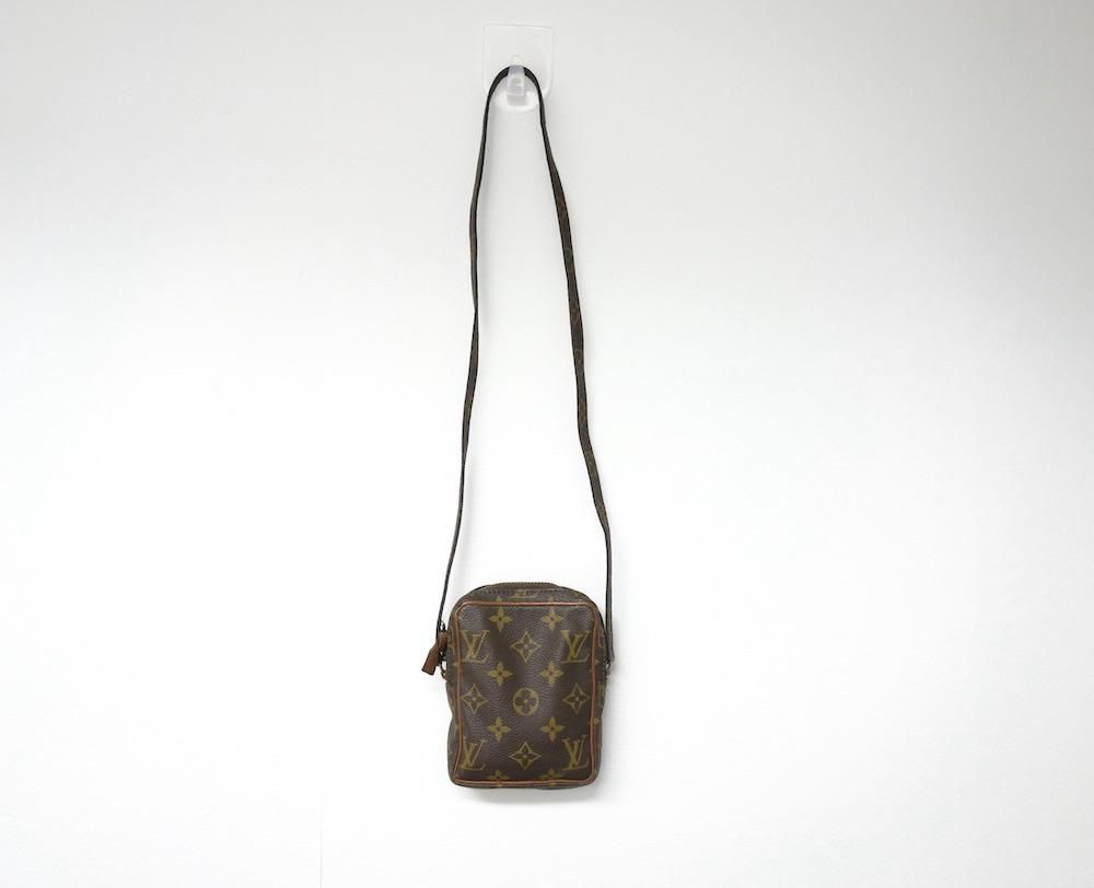 LOUISVUITTON　モノグラムミニ　ショルダーバッグモノグラムミニショルダーバッグ