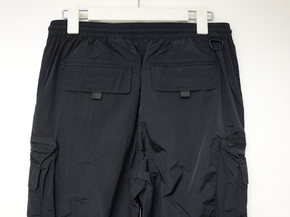 UO Slim Technical Nylon  ѥ