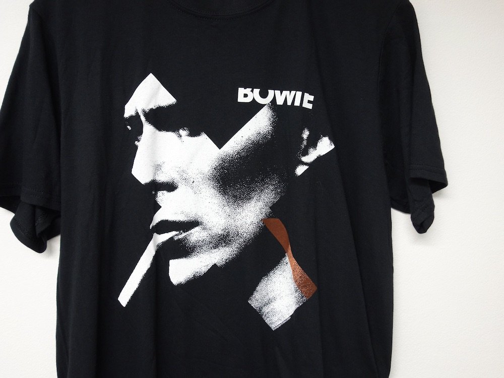   ե  David Bowie T black