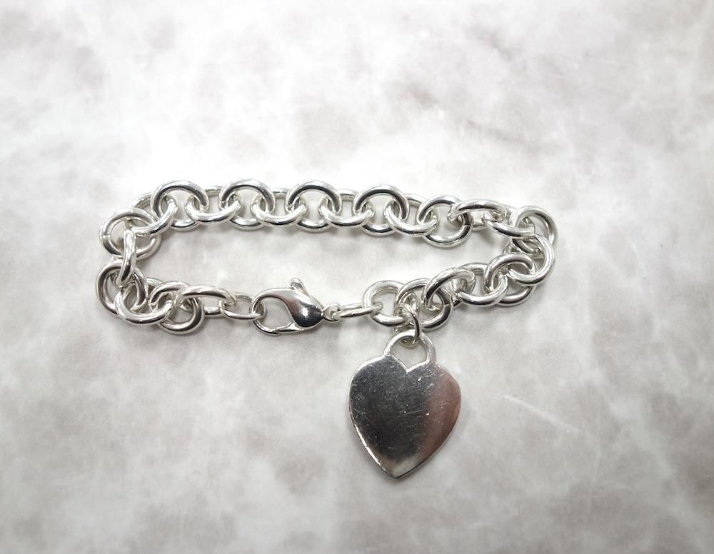 <img class='new_mark_img1' src='https://img.shop-pro.jp/img/new/icons15.gif' style='border:none;display:inline;margin:0px;padding:0px;width:auto;' />Tiffany & Co  ƥեˡ  ϡȥ ֥쥹åȡsilver925  USED