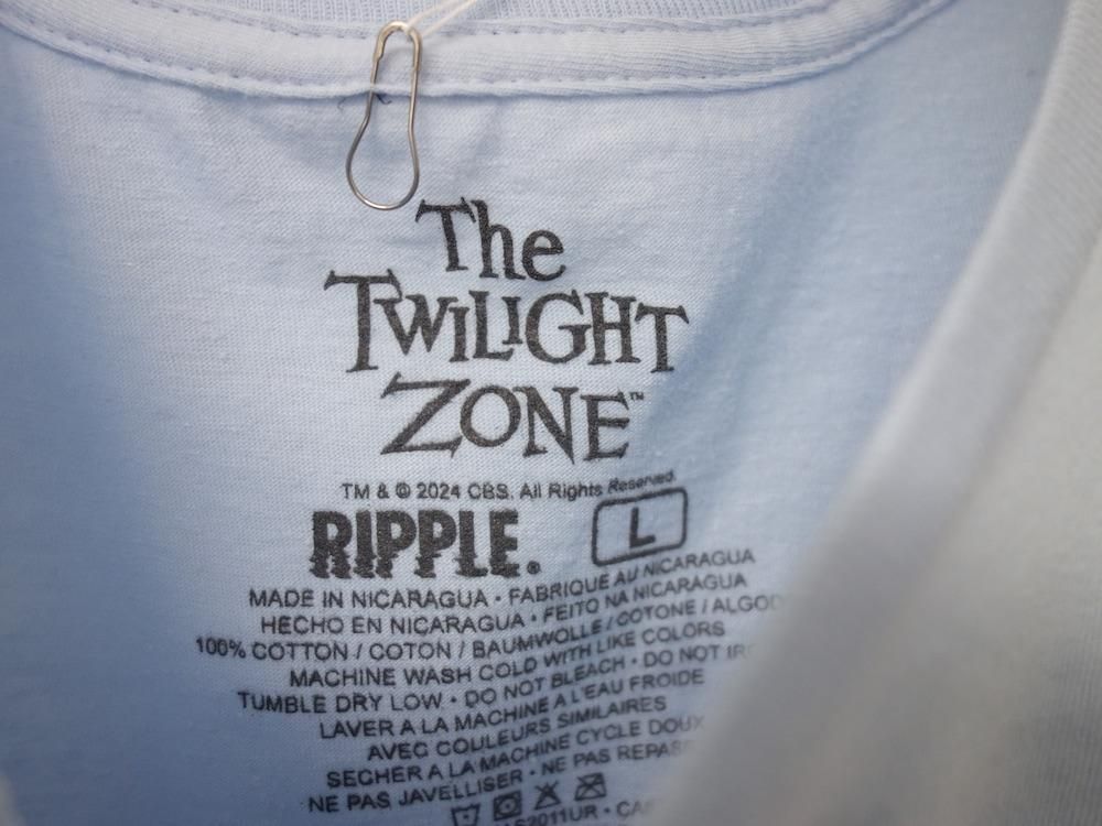 <img class='new_mark_img1' src='https://img.shop-pro.jp/img/new/icons15.gif' style='border:none;display:inline;margin:0px;padding:0px;width:auto;' />  ե  The Twilight Zone T