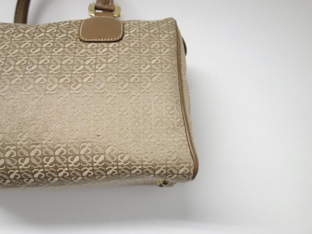 <img class='new_mark_img1' src='https://img.shop-pro.jp/img/new/icons15.gif' style='border:none;display:inline;margin:0px;padding:0px;width:auto;' />LOEWE   ߥ˥ܥȥХå  ڥ USED 