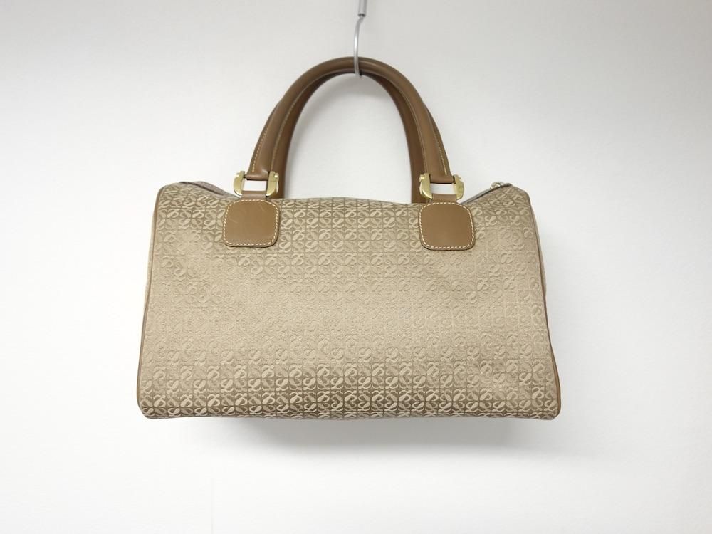 <img class='new_mark_img1' src='https://img.shop-pro.jp/img/new/icons15.gif' style='border:none;display:inline;margin:0px;padding:0px;width:auto;' />LOEWE   ߥ˥ܥȥХå  ڥ USED 