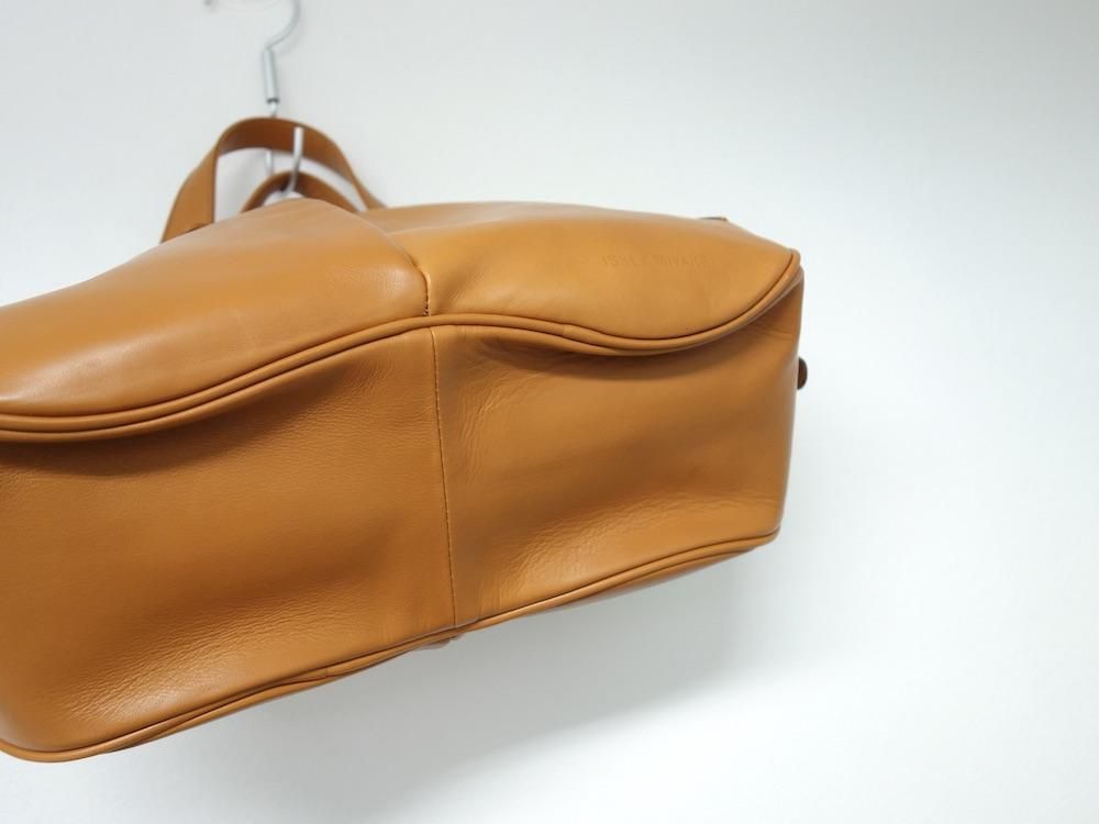 <img class='new_mark_img1' src='https://img.shop-pro.jp/img/new/icons15.gif' style='border:none;display:inline;margin:0px;padding:0px;width:auto;' />ISSEY MIYAKE   åߥ䥱  쥶ϥɥХå   USED